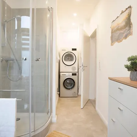 Rosenstrasse 27 Merlin *