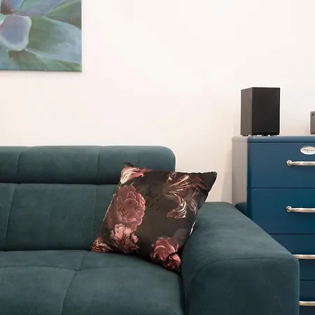 Rosenstrasse 27 Merlin *